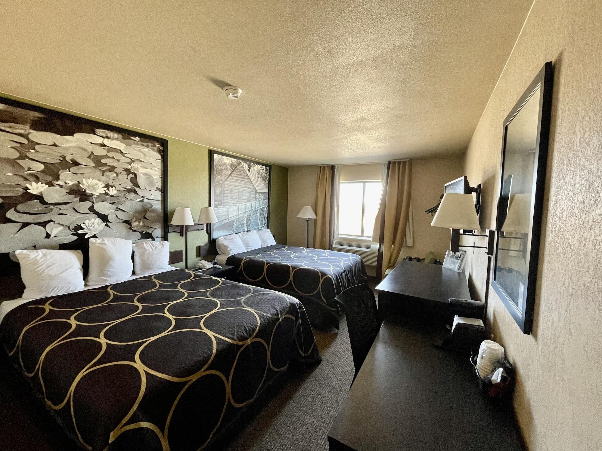 Super 8 By Wyndham Macon Motel Exterior photo